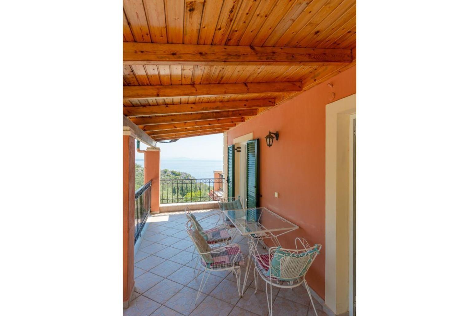 Vasillis Villa Nisaki  Luaran gambar
