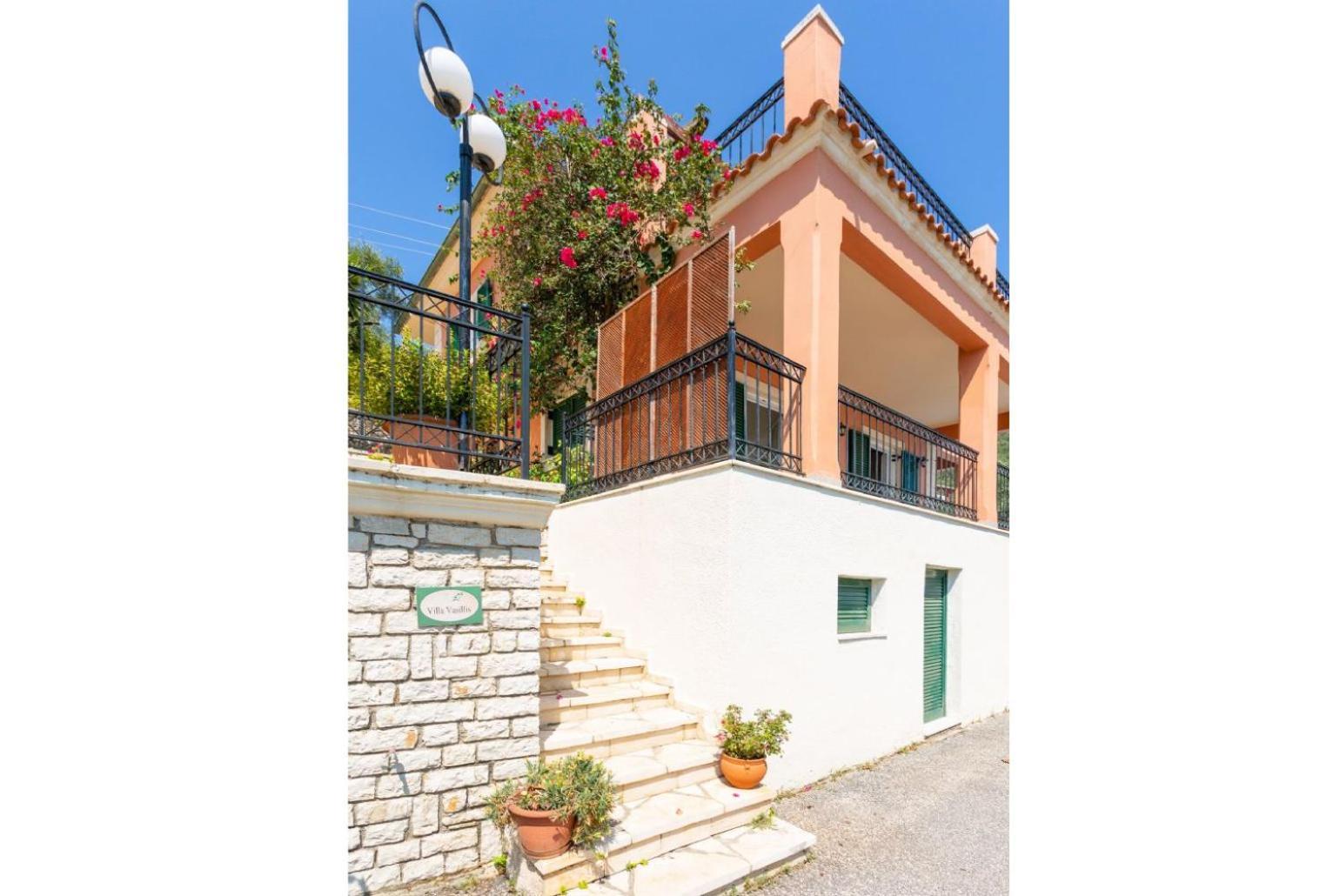 Vasillis Villa Nisaki  Luaran gambar